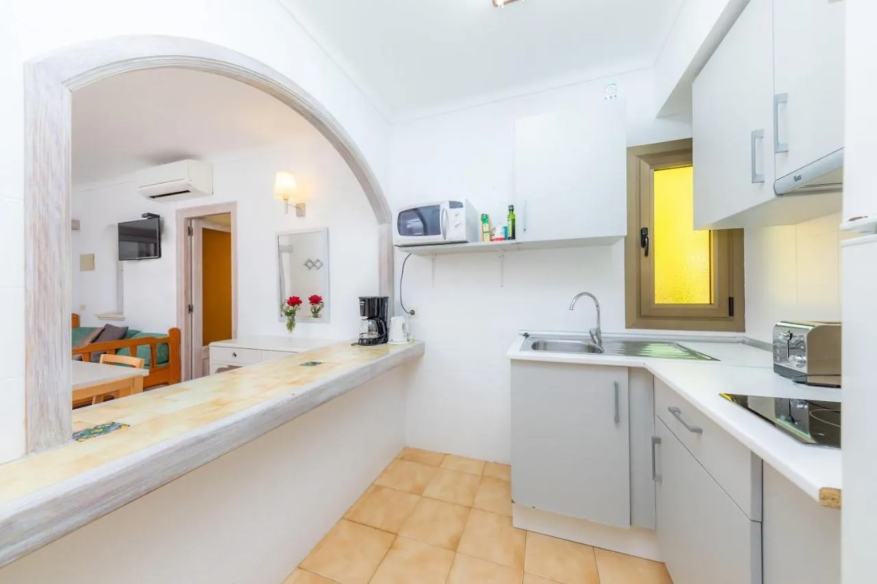 Rosamar Holidays Apartments Cala Ratjada 0*,  Spanyolország